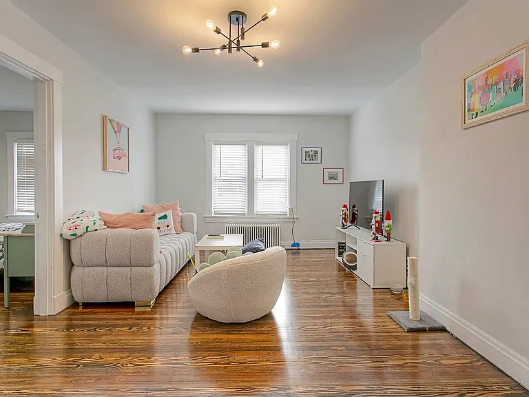 3178 Madison Rd #4 — Photo 13