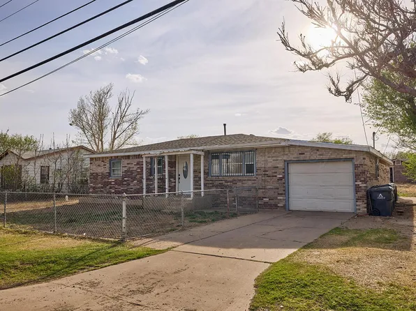 4811 Morning Dr, Amarillo, TX 79108