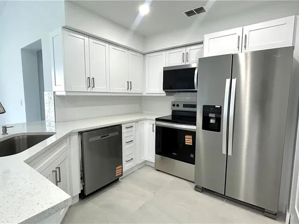 8275 Ibis Club DR #705, NAPLES, FL 34104