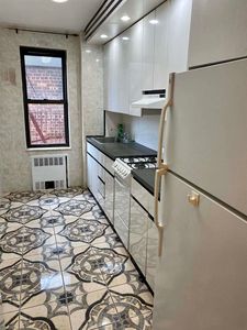 65-40 108th St #6H, Forest Hills, NY, 11375