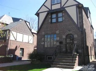 16114 28th Ave, Flushing, NY 11358