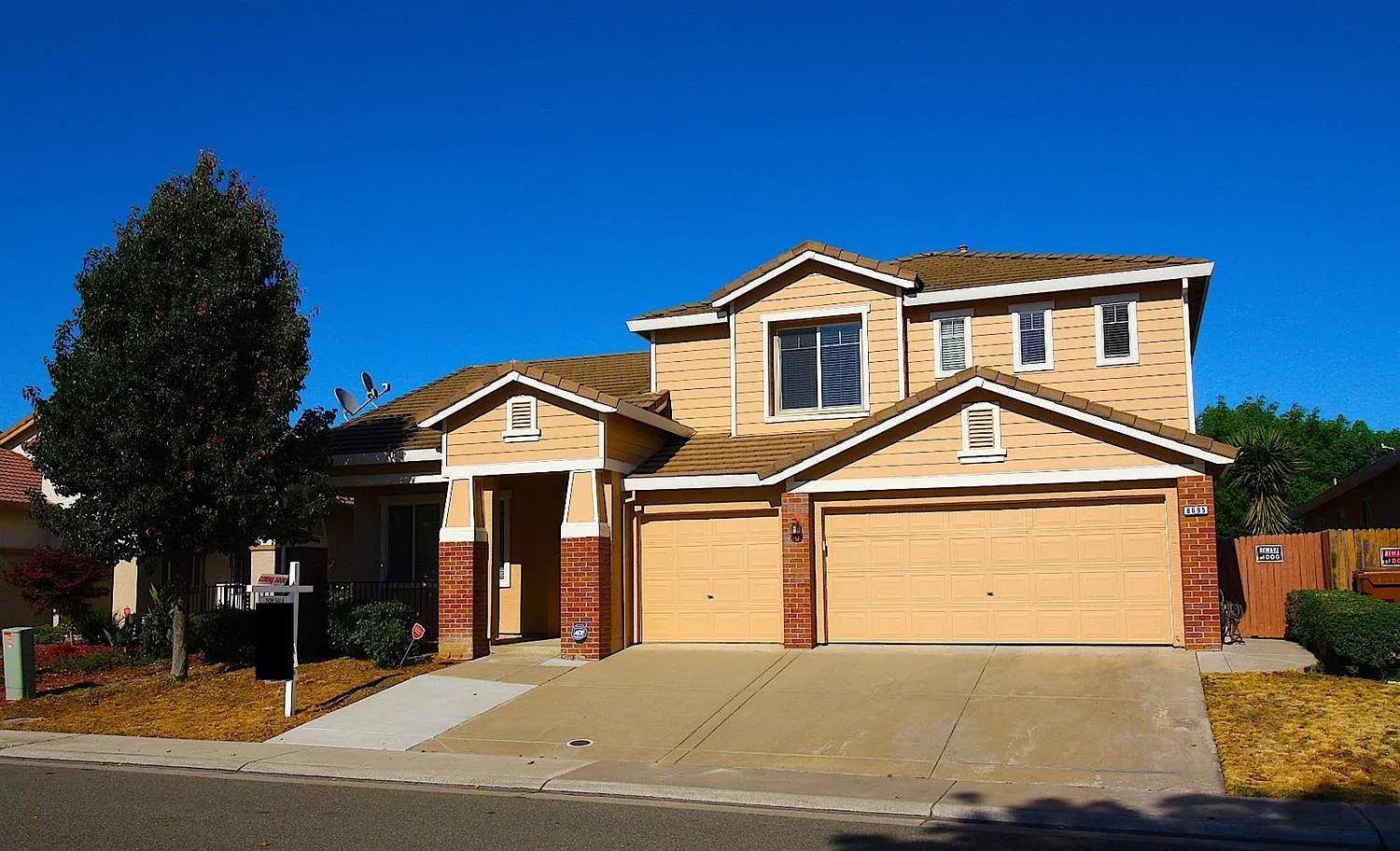 8695 Maranello Dr photo 1