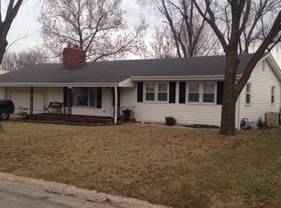 1511 Hickory Dr, Chillicothe, MO 64601