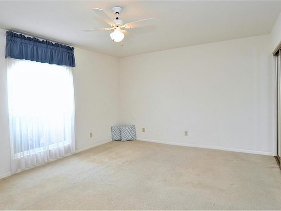 4th image of 7443 N Fortuna Pl
