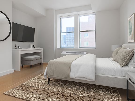 4th image of 116 John St APT 3504