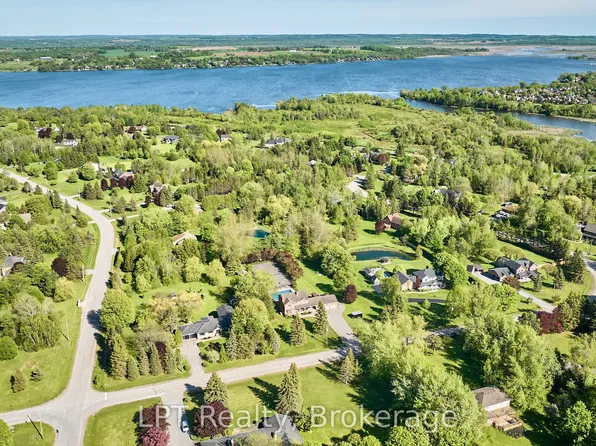 16 Cawkers Cove Rd, Scugog, ON L9L 1P4