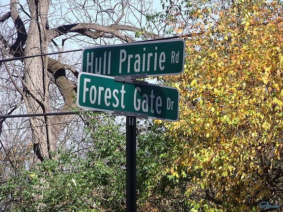 2nd image of 115 Forest Gate Dr