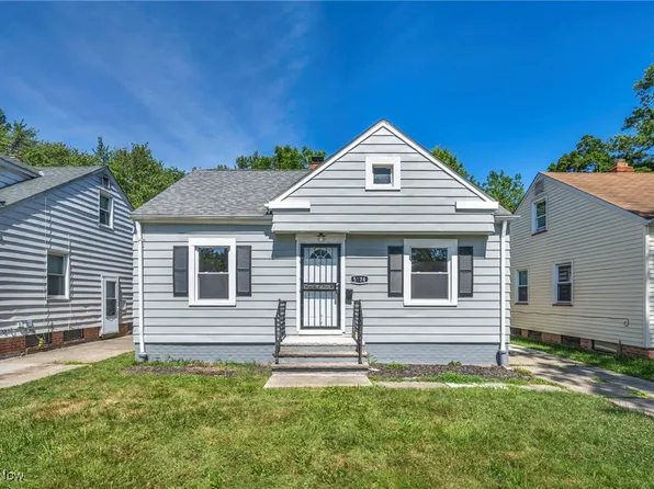 5574 Waterbury Ave, Maple Heights, OH 44137