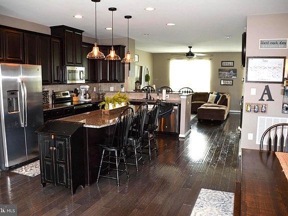 2nd image of 137 Trout Lily Dr
