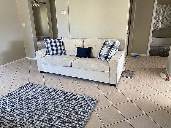 5th image of 1541 Linnbaker Ln Unit 102