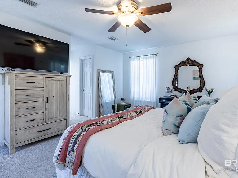 1909 Nile Ct — Photo 15