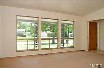 2nd image of 1485 Thoroughbred Ln