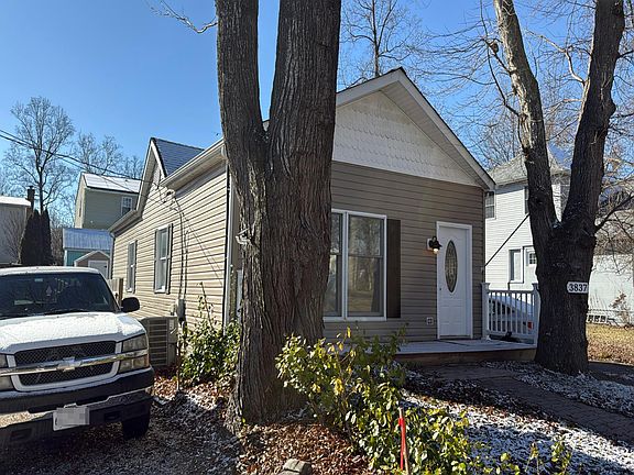 3rd image of 3837 3rd St