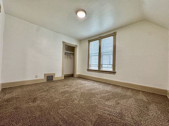5th image of 605 W Fountain St