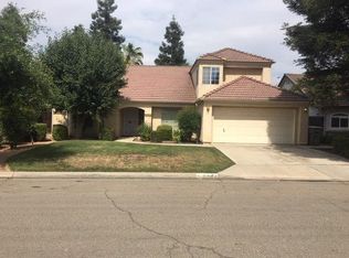 6284 N Selland Ave, Fresno, CA