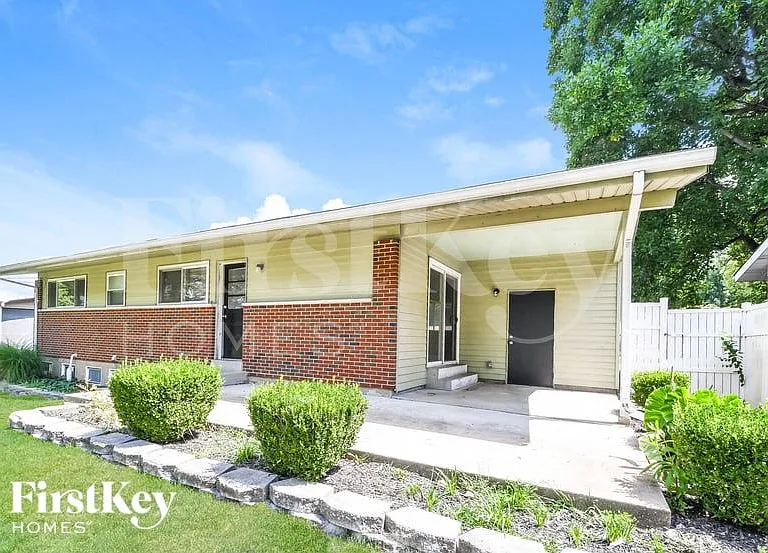 1335 Pepperhill Dr — Photo 14
