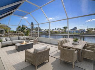 910 Spindle Palm Way, Apollo Beach, FL 33572