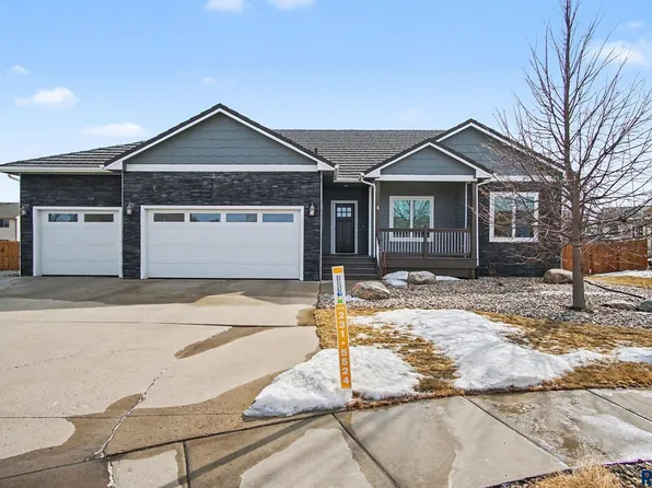 2405 E Yorkshire St, Sioux Falls, SD 57108