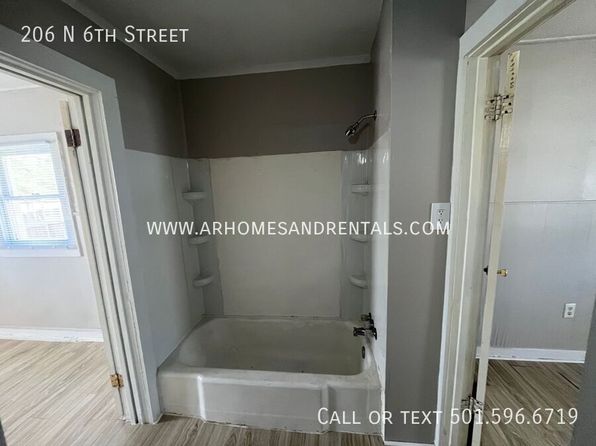 206 N 6th St, Cabot, AR 72023