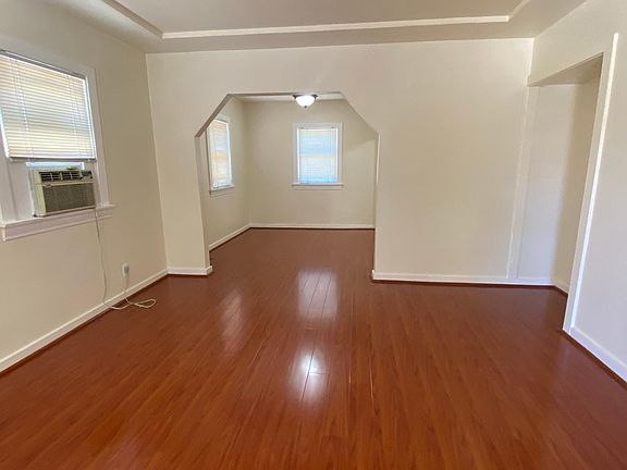 4th image of 51 N Greenwood Ave