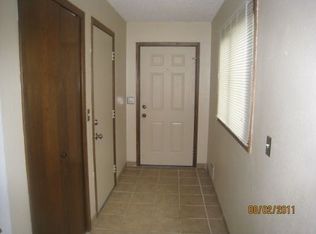 8251 Cypress Ln, Eden Prairie, MN 55347