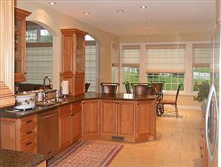 4th image of 1366 Huntland Ct S
