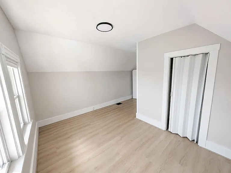 20 Fairmount St #2 — Photo 11