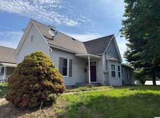 1422 N 3rd St, Quincy, IL 62301