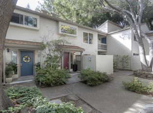 19234 Vineyard Ln, Saratoga, CA 95070