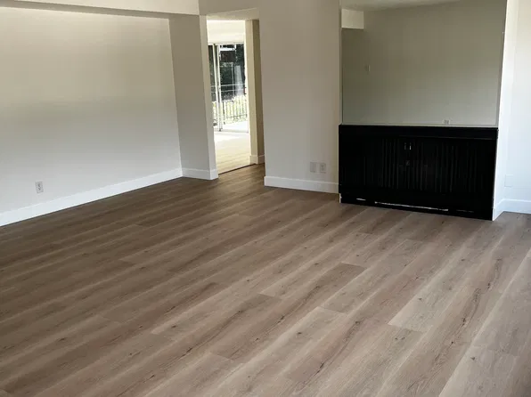 2165 Carlmont Dr #306, Belmont, CA 94002