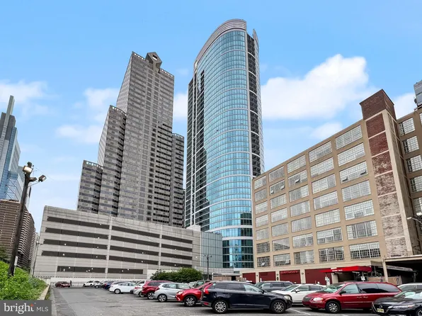 2101 Market St Unit 1607, Philadelphia, PA 19103