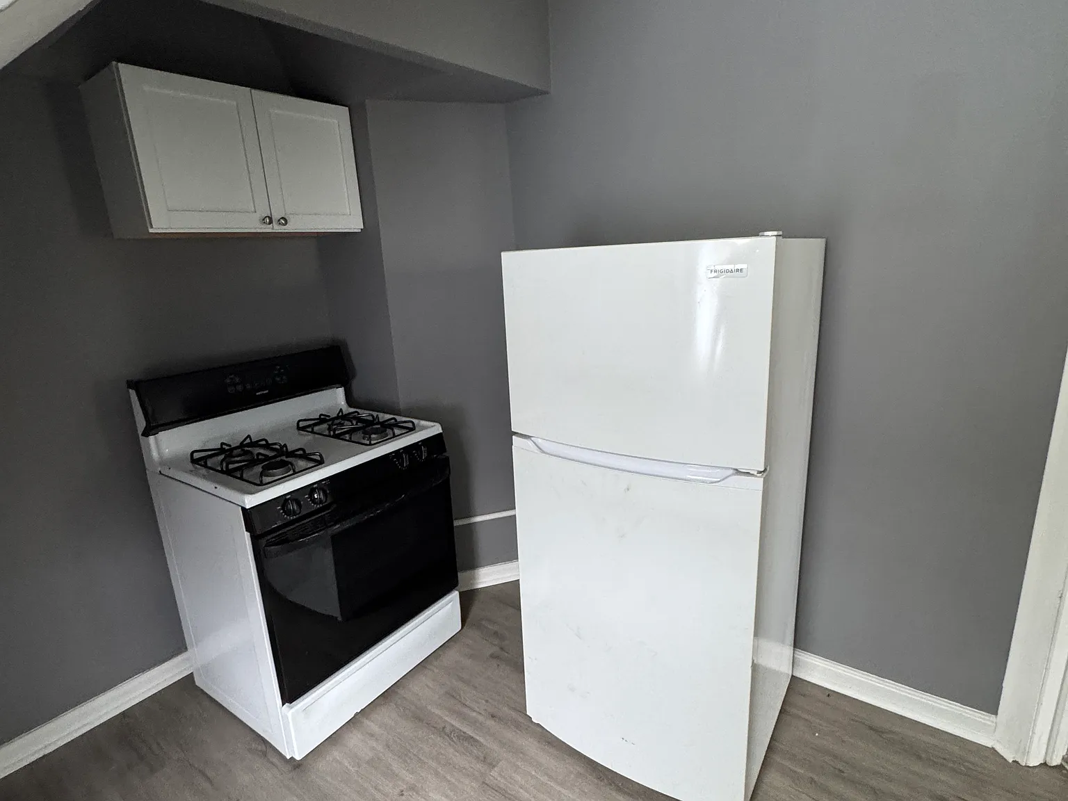 2 bed, $900 — Photo 3