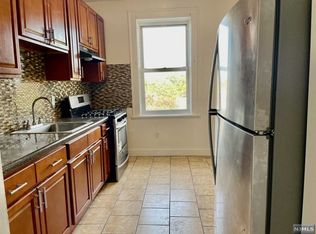 311-315 Queen Anne Rd #43, Teaneck, NJ 07666