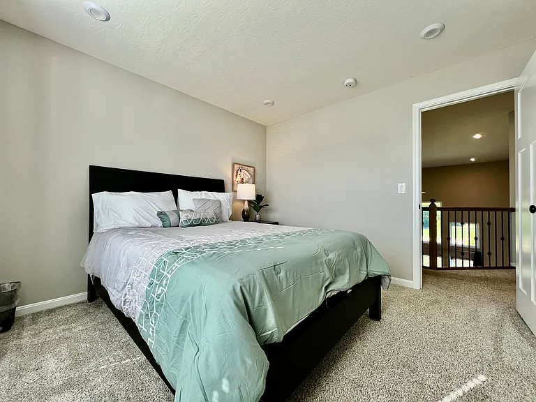 1825 Archerfield Pl — Photo 32
