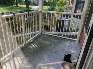 158 Crosspointe Dr, East Brunswick, NJ 08816