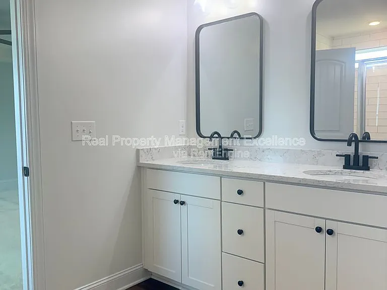 16 Clear Creek Cir — Photo 47