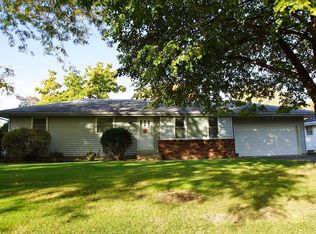 5229 Greenfield Ave, Mounds View, MN 55112