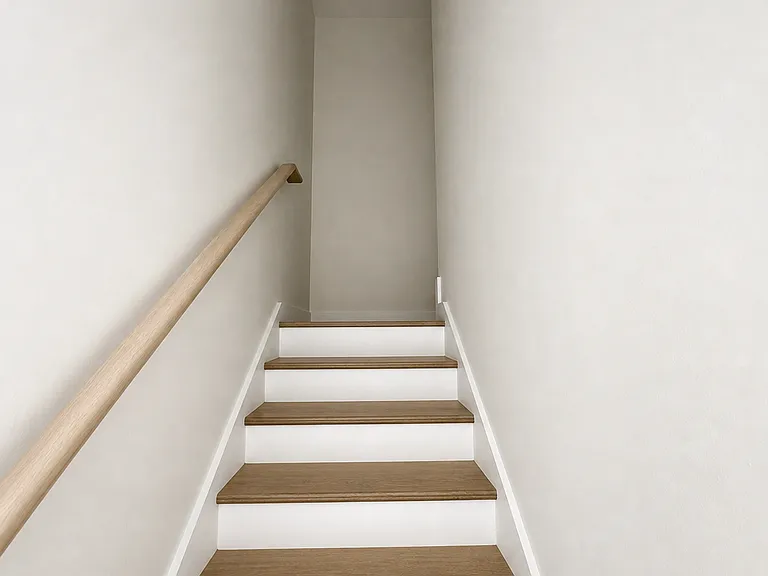 546 Saratoga St #3R — Photo 10