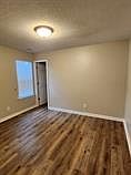 5th image of 404 Dunmurry Pl