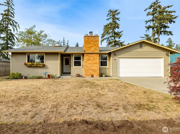 566 NW 7th Avenue, Oak Harbor, WA 98277
