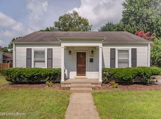 202 McArthur Dr, Saint Matthews, KY 40207