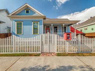 1604 Shearn St, Houston, TX 77007