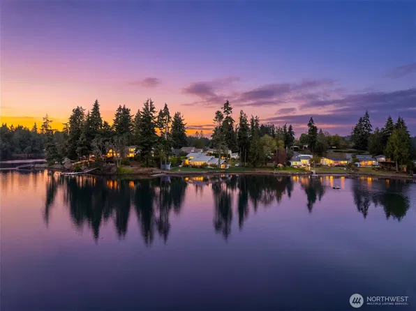 1285 NE S Petterson Road, Keyport, WA 98345