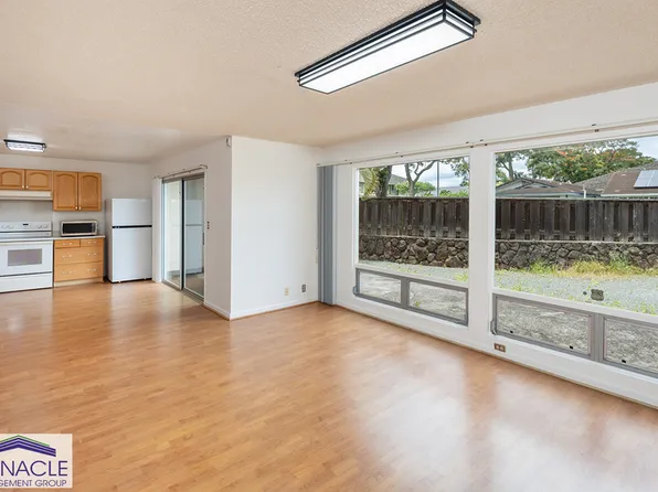 94-1114 Noheaiki St, Waipahu, HI 96797