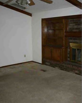 5th image of 601 SW 131st St