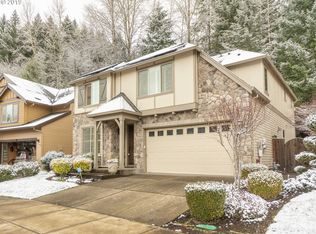 1068 Epperly Way, West Linn, OR 97068