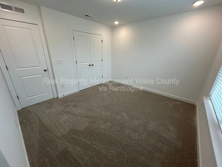 156 Sargents St — Photo 30