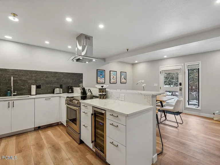 1404 Deer Valley Dr — Photo 2