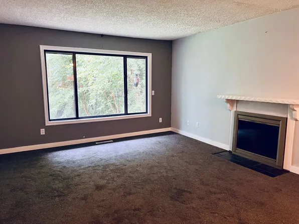 2828 S 9th St, Kalamazoo, MI 49009