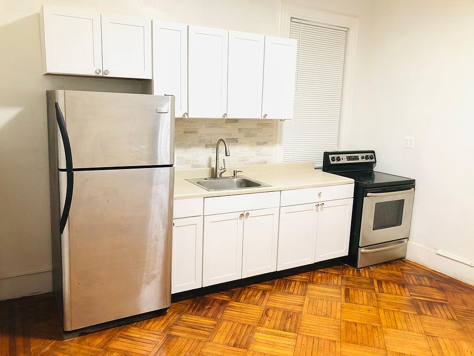 1st image of 2447 N Hancock St #C